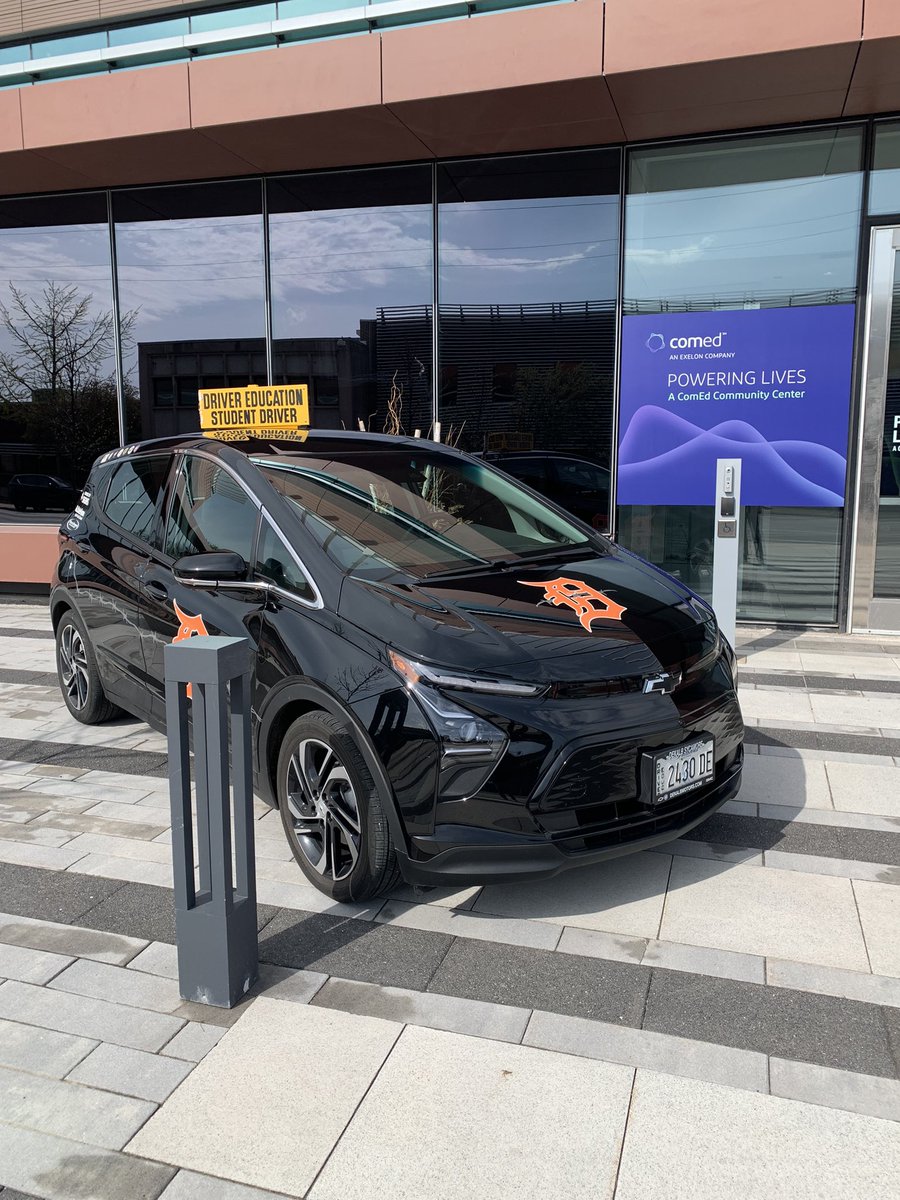 BarbsDriverEd's tweet image. Thanks to ComEd for having us out at Public schools earth day event.