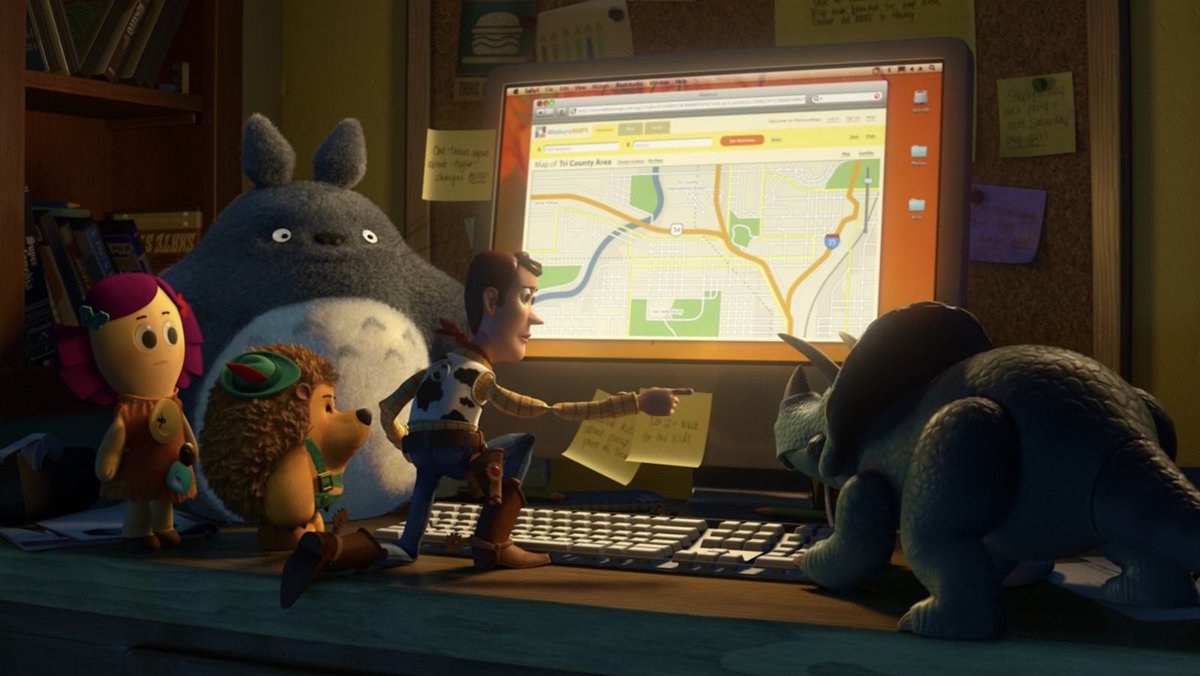 _claypot's tweet image. how did i NEVER realize one of bonnie’s toys in toy story 3 is totoro???? what??