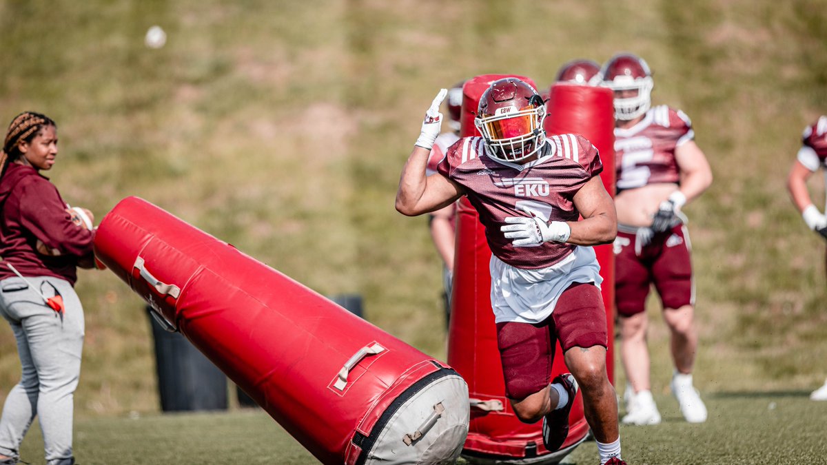 EKU Football tweet media