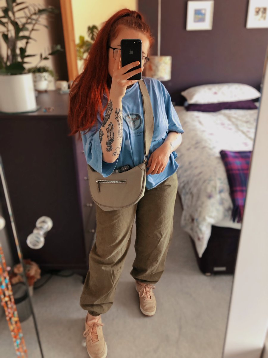 xLooby_'s tweet photo. The ultimate day off fit 😴 https://t.co/apFkiC1Yxh