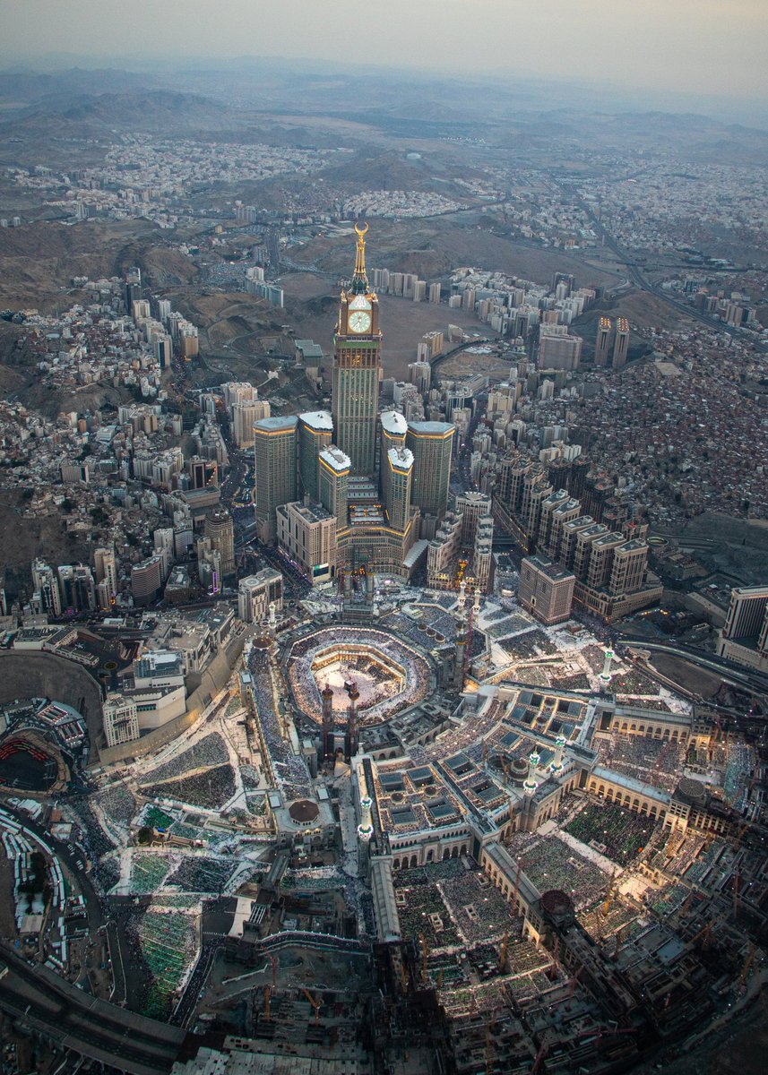 أهنئكم بعيد الفطر المبارك

وتقبل الله منا ومنكم صالح الأعمال

وكل عام وأنتم بخير

#عيد_الفطر #عيد_مبارك #كل_عام_وانتم_بخير