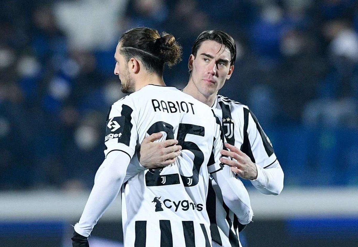 Storemaillot tweet media