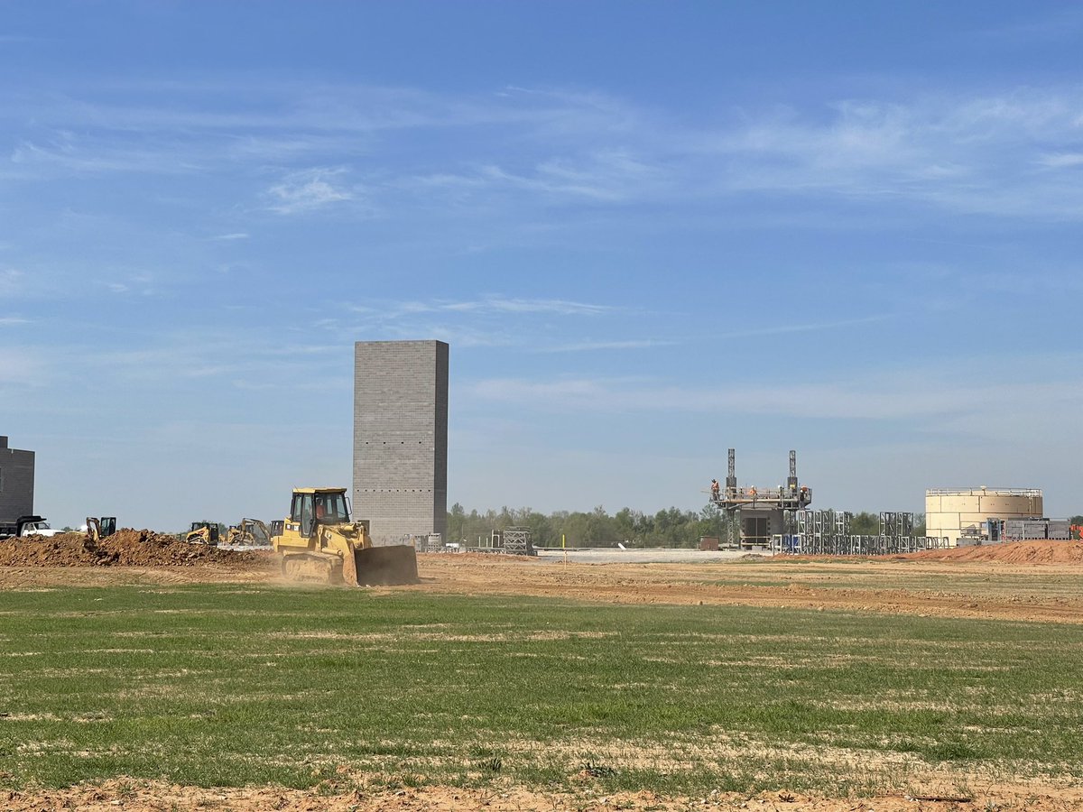 BradKTEC's tweet image. Nothing sexier than Spring Construction 🚧👷‍♀️🔧🧱🔨
#RuralEconomicDevelopment #CooperativeProud