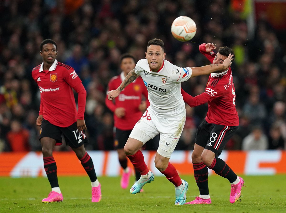 Storemaillot tweet media