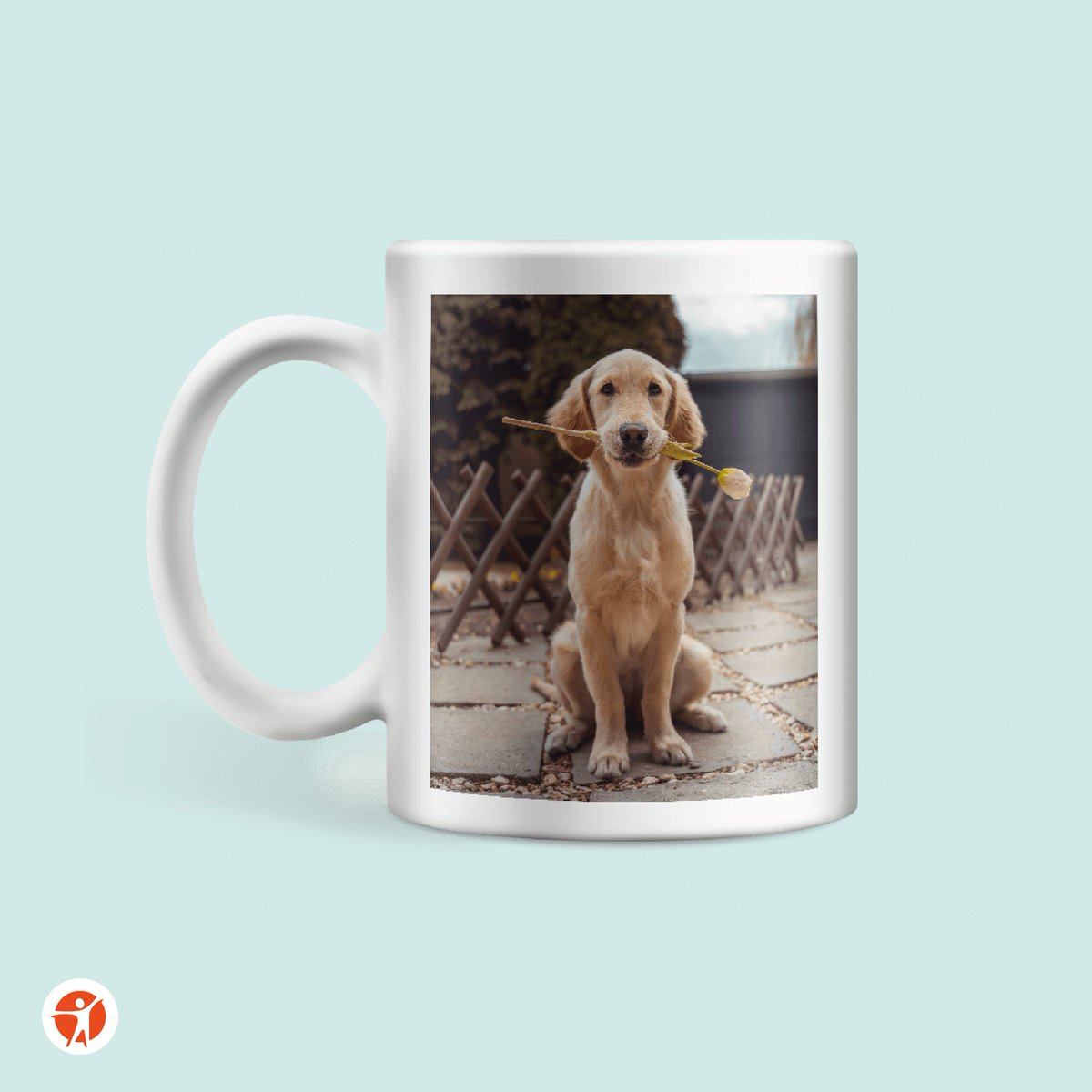 Wat is beter dan de dag goed beginnen met een warme mok koffie of thee? Een mok bedrukt met je eigen foto, logo of tekst! Onmisbaar voor de koffiepauze en ideaal als relatiegeschenk voor klanten en partners. 🫖