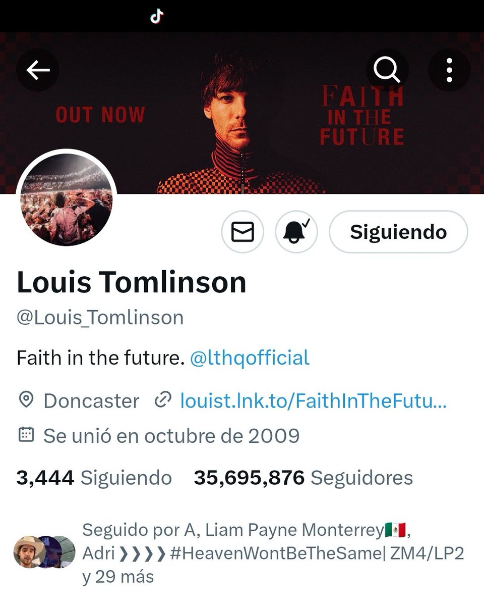 Mayitaval's tweet photo. hi @Louis_Tomlinson just a reminder to pay twitter blue honey https://t.co/bWSkttzLl9