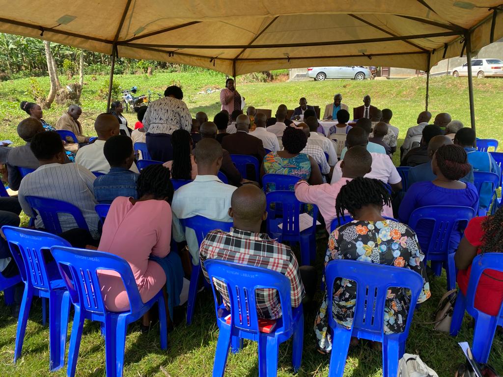 With the residents of kinoni town council, today we had a Baraza. This was intended to for the district leadership to account for all government programs in the district.
