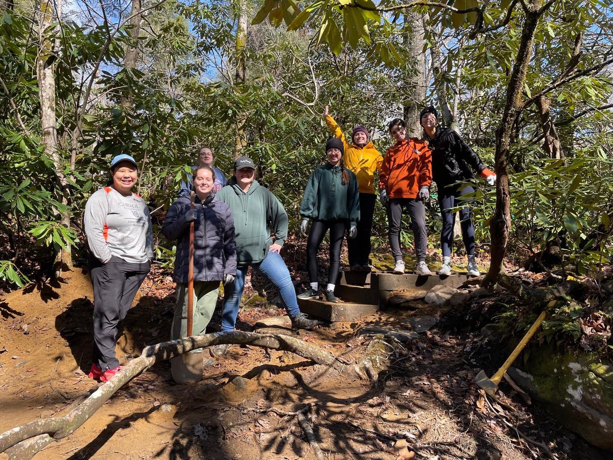 pbymilwaukee's tweet image. Did you see the article about the alternative spring break Spiritual Life at Carroll University recently led?  Check it out here: files.constantcontact.com/2bac8a93101/51…

#pbymke #PCUSA #AlternativeSpringBreak #ASB #Montreat #CarrollUniversity #PioPete