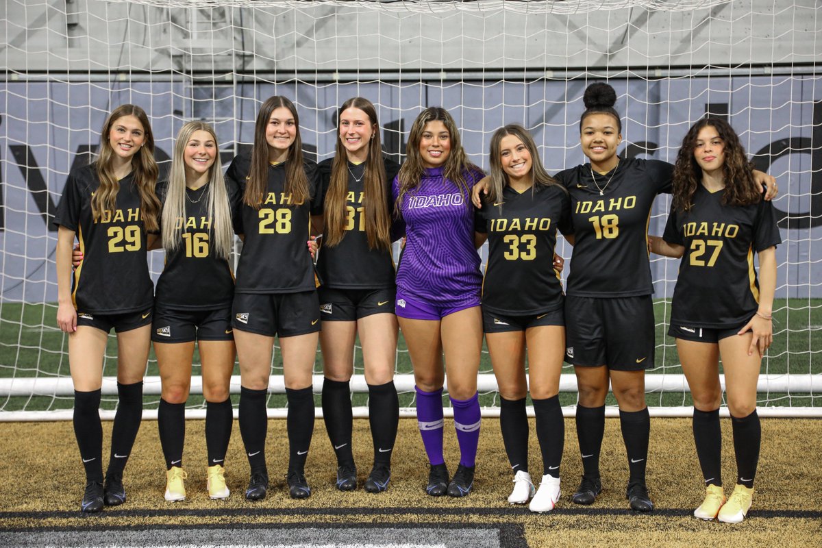 Vandal_Soccer's tweet photo. We are stoked to have the 2023 signee class join us this fall!!

Learn more ⤵
https://t.co/sbkqYH6SHH

#GoVandals https://t.co/UkajKEFw0K