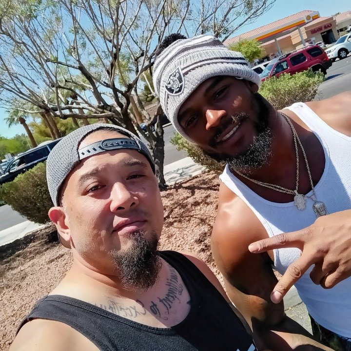 Dshock18's tweet photo. @d_perryman52 You da man! #onceaRaideralwaysARaider https://t.co/KLjM4X70O5