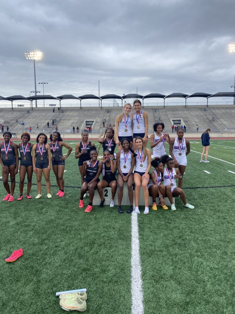 kingwoodxctf's tweet image. The team of Borum, Studdert, Allen &amp;amp; Abdmoulaie win the 4x400 relay!