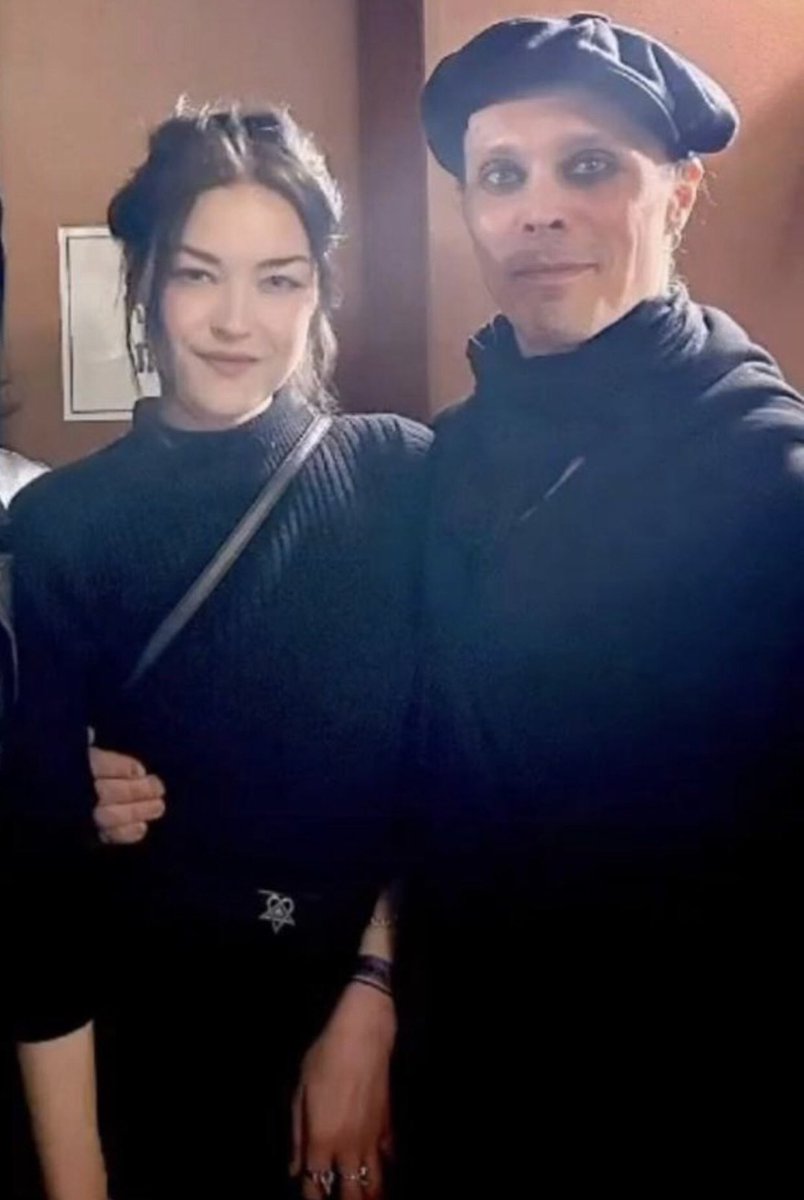 astrangeday17's tweet photo. Did you know that Christel has a boyfriend??! I didn’t know him 🙄 https://t.co/KdDfBw5xN9