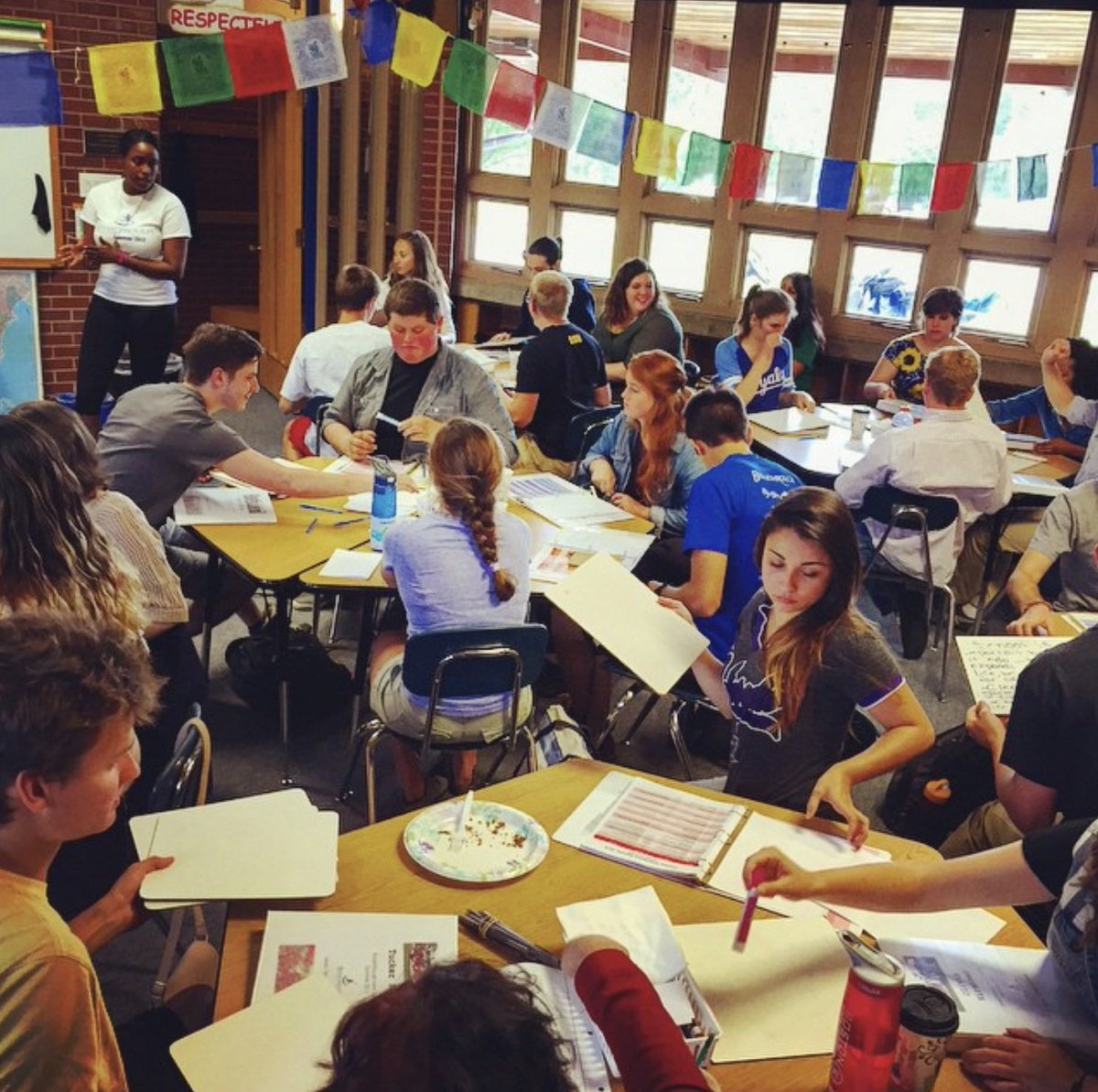 BreakthroughKD's tweet image. Throwback Thursday to some old Breakthrough Teaching Staff!

BREAKTHROUGH ALUMN Bash (21+)! 

Breakthrough is inviting former students, teacher and staff to share Breakthrough memories and enjoy an evening filled with Spirit! Non-Breakthrough plus ones are welcome to attend!