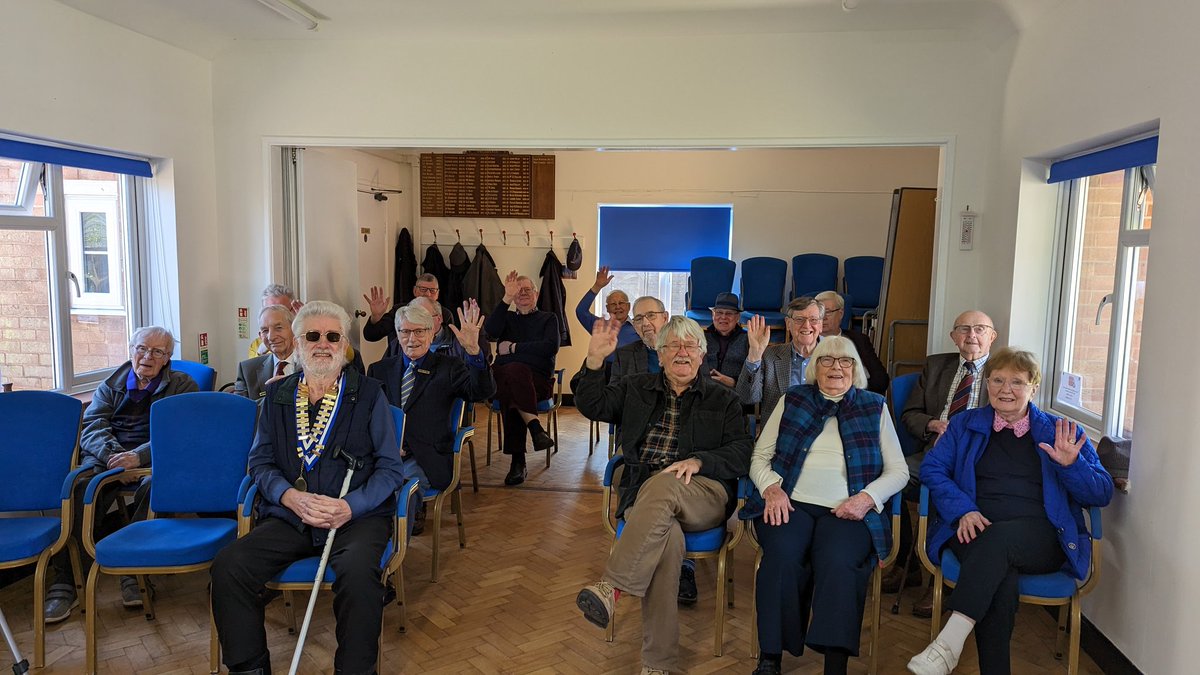 Today's small but discerning audience were #Droitwich #Probus probusonline.org My talk on The Role of Women in the Glass Industry was appreciated and invoked many memories. @RedhouseCone @DiscoverDudley @DudleyMuseum @glassmuseumuk