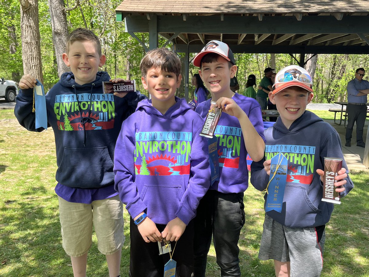 NorthsideROARs's tweet photo. Northsiders (pats and present) representing at Envirothon today!!! https://t.co/OE2Ufh47N5