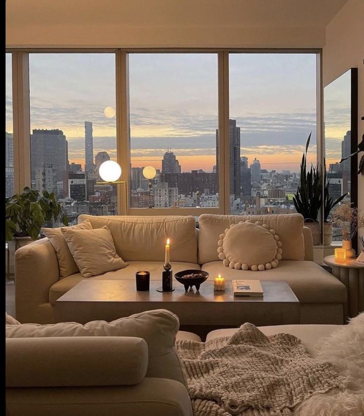 shewearprada's tweet photo. Paris and sunset. https://t.co/Md9xZEmdeJ