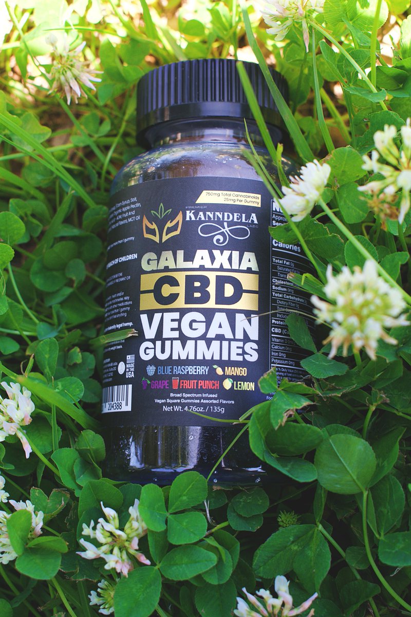 <a href="/MercedesVarnado/">Último Moné</a> <a href="/Kanndelabs/">KANNDELA</a> Received mines today! 🥰

(had to give it a lil' photoshoot 😂)

Thank you. 🧘🏾‍♂️🤲🏾✨

#Kanndela #MercedesMonaé