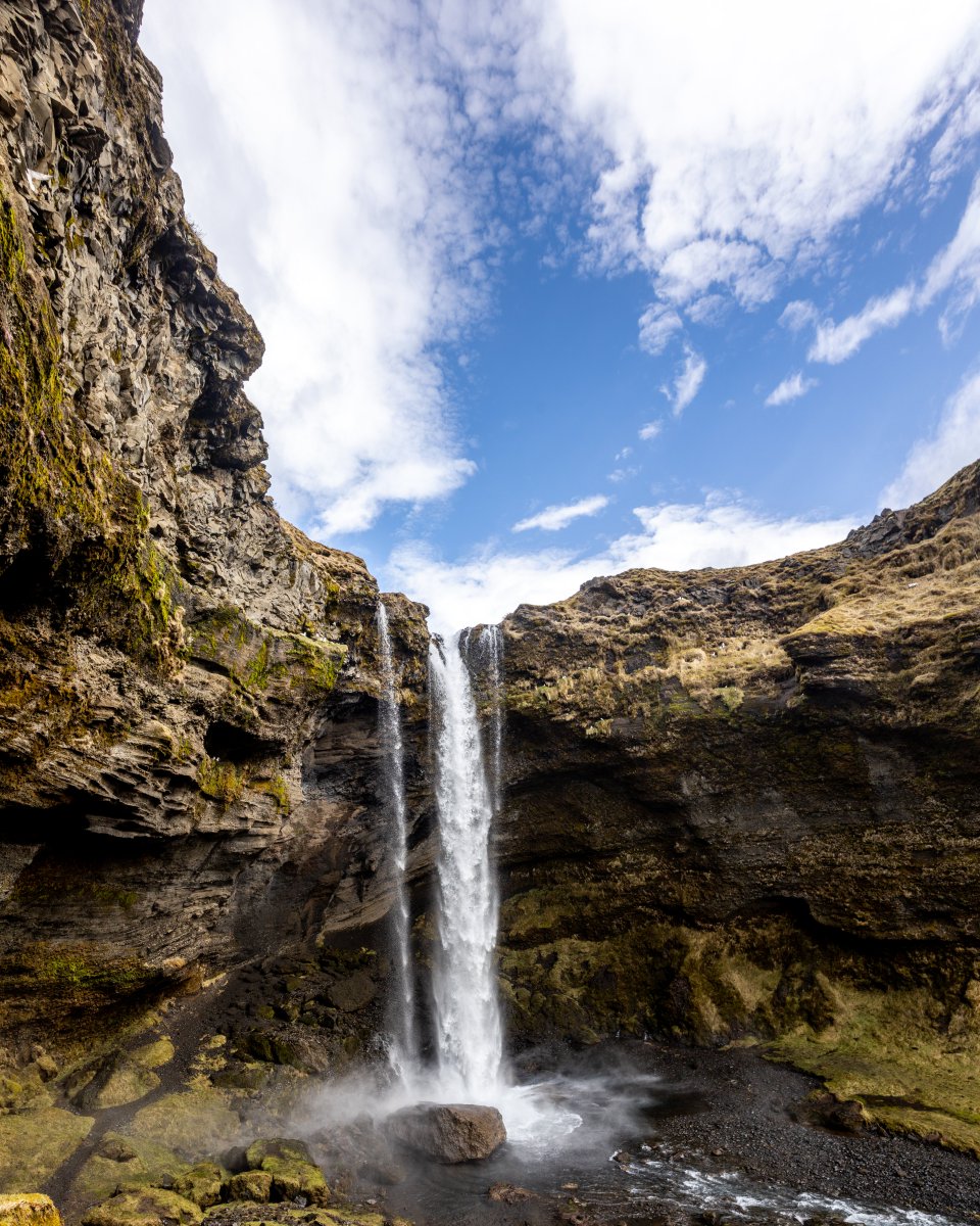 Today is the first day of summer in Iceland or "Sumardagurinn fyrsti" in Icelandic. ⛅ It is a celebration of the start of the first summer month of the old Norse calendar, when the year was divided into just two seasons, summer and winter.

Photo by: @inspiredbyiceland