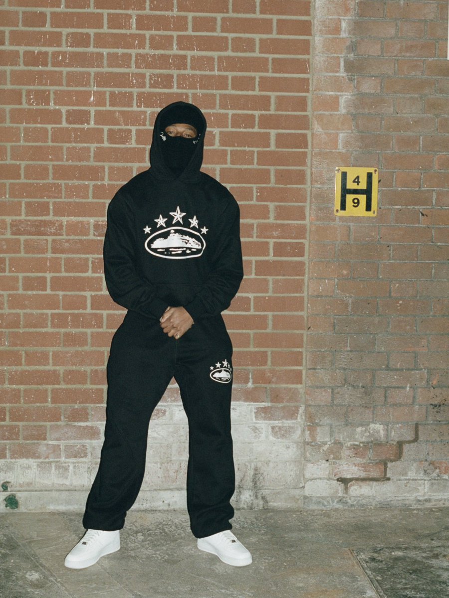 CORTEIZ (@crtzrtw) on Twitter photo 