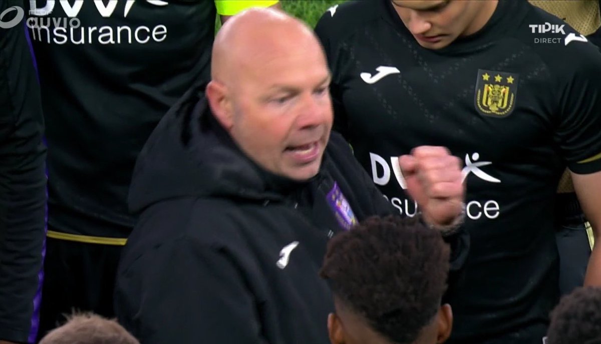 Mauveside's tweet image. A big speech from Brian Riemer. He wants to see fighting spirit. 

#RSCA #AZAND