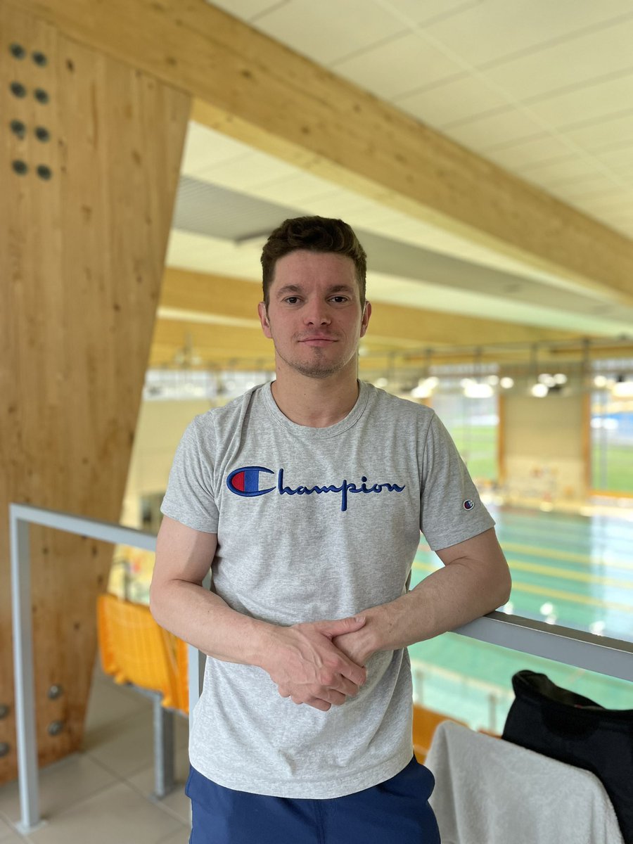 Pozytywnie zakończyłem zgrupowanie kadry narodowej niesłyszących w pływaniu w Gliwicach przed Mistrzostwami Świata Niesłyszących w Buenos Aires Argentyna
Koszulka od Champion Poland sprawdza się znakomicie, dziękuje za przekazanie odzieży sportowej, dobry materiał polecam!