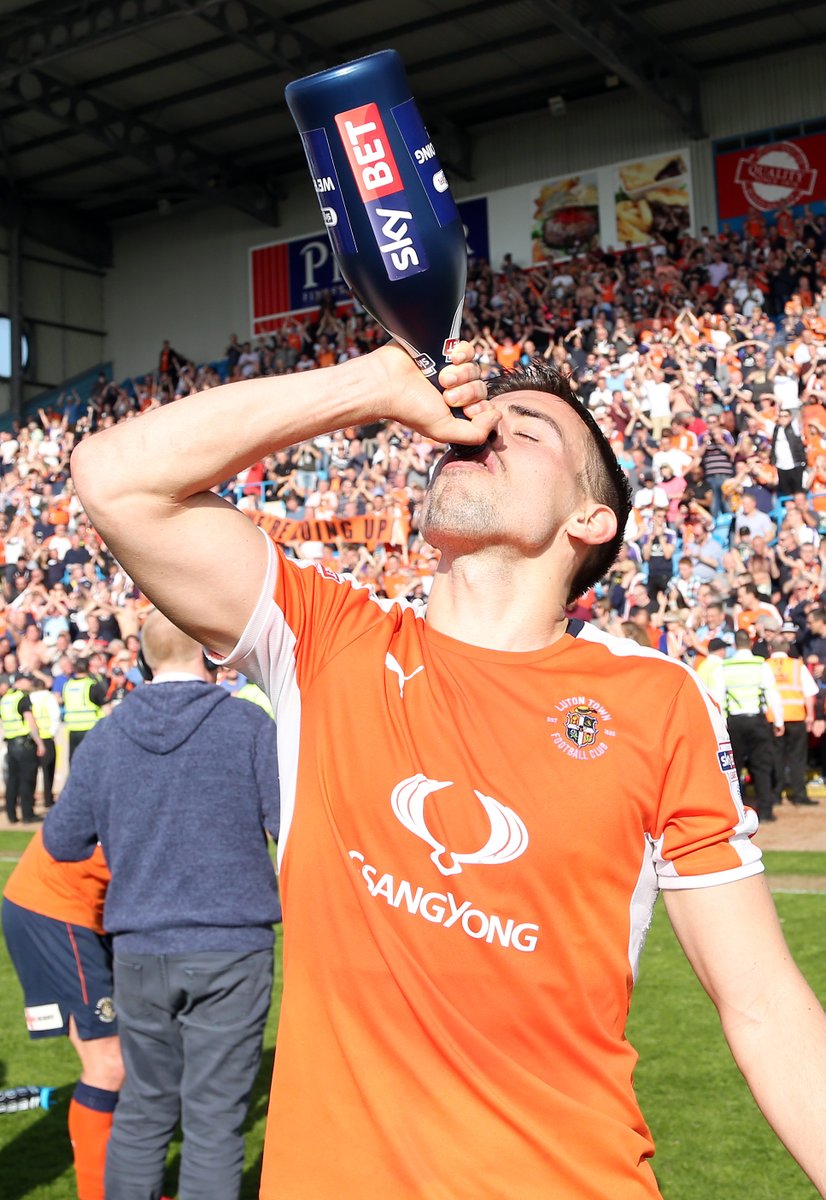 Luton Town FC tweet media