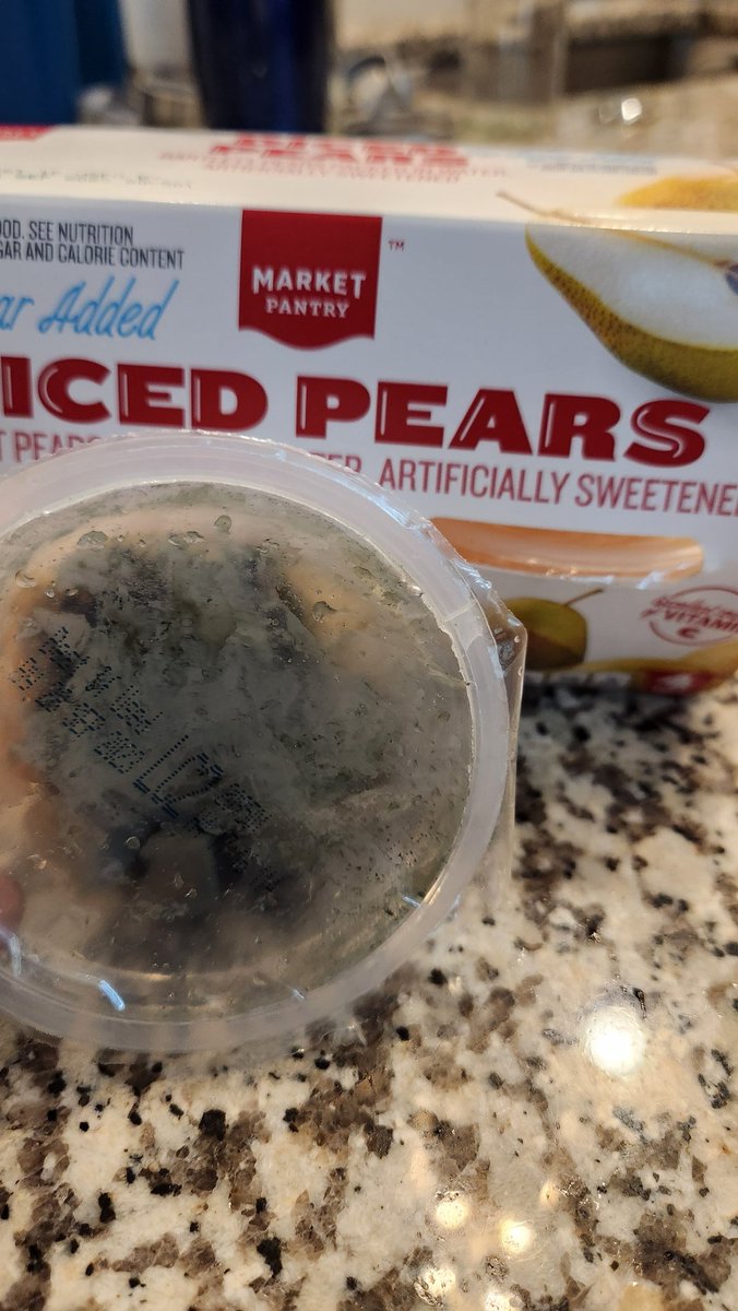 MrUba's tweet photo. @AskTarget  @Target

This is what I found when I unpacked my pickup order.

This is disgusting and unacceptable that you allow this to be delivered to customers.

Please let me know who I can speak to regarding this. https://t.co/JcXELrUU7L