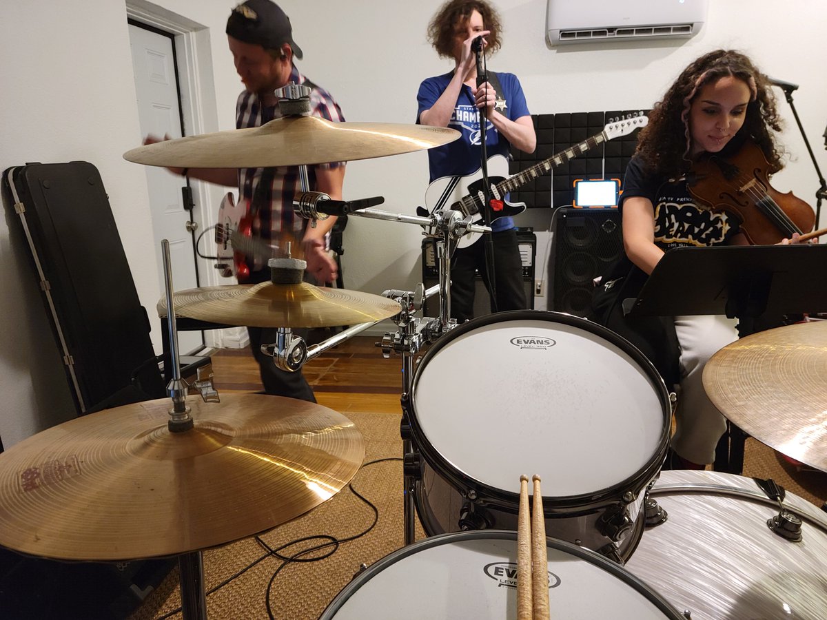 GreyMarket_FL's tweet photo. Working up new music for #RecordStoreDay this Saturday at @daddykoolrecords partnered with @97xonair 

Come support a local shop!

Event: https://t.co/VyGUhEuCpy https://t.co/Jx57iYooty