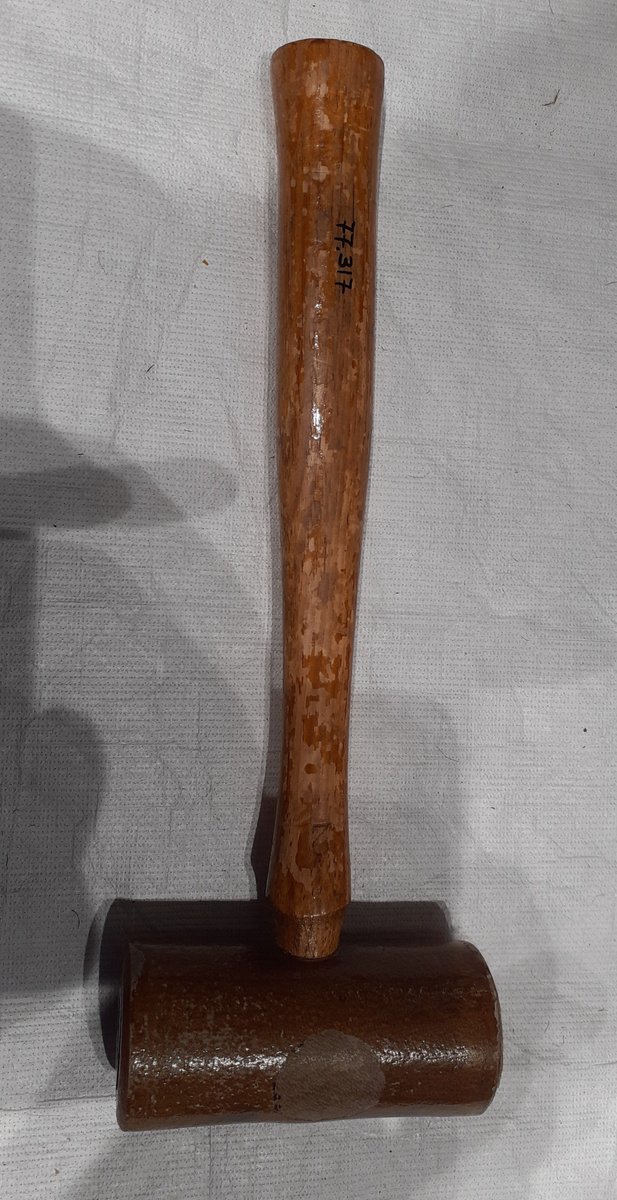 BonfieldKeith's tweet photo. Thank you to Dr Ayesha Fuentes for a fascinating session handling some of @MAACambridge @CamUnivMuseums 3500 music instruments 🙂
Very interesting discussion about conservation/protection v access/engagement with museum objects 🤔
#MAAColour #MAAStoresmove #heritage #Wellbeing https://t.co/0AU1a2y4ii