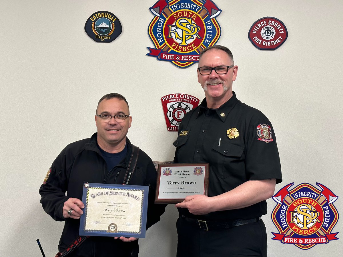 SouthPierceFire's tweet photo. Join us in congratulating Lieutenant Terry Brown for his 20 years of service to the citizens of South Pierce. Terry serves the citizens of Roy, out of Fire Station 171.  Terry is leaving a legacy for our department and others. His son currently serves with Central Pierce. https://t.co/IRSIcB4UUz