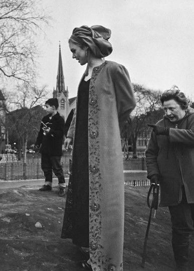 Happy Birthday to one of the realest. An Unsung Queen. \"Taxi\" mothafuckin Edie Sedgwick! 