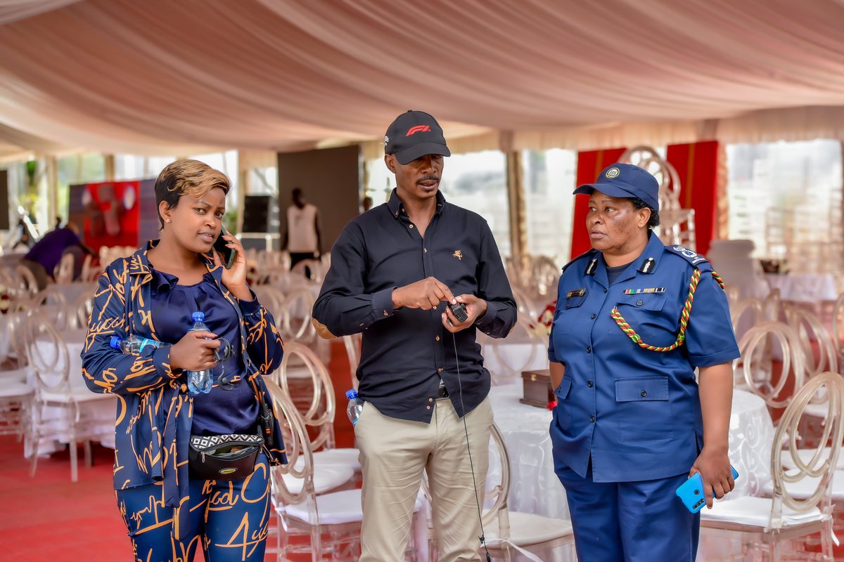 CateKirwa's tweet image. The #SituationRoom 
Before The Event - Where we go through every little detailed in our Minds - Excellence is not a Skill it is an attitude.

#NairobiIftarDinner hosted by @SakajaJohnson 
#OurEventsLife