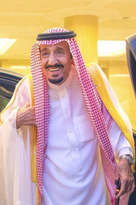 نرفع أسمى آيات التهاني والتبريكات إلى مقام سيدي #خادم_الحرمين_الشريفين وسمو #ولي_العهد الأمين حفظهما الله وإلى #الشعب_السعودي الكريم بمناسبة حلول #عيد_الفطر_المبارك 
سائلين المولى - عزوجل - أن يعيده على الأمتين العربية والإسلامية بالخير واليمن والبركات وكل عام وأنتم بخير ..