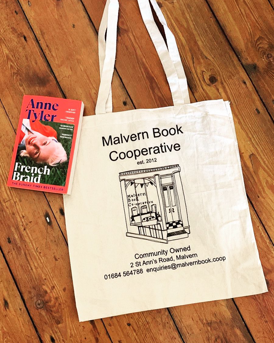 malvernbookcoop's tweet photo. Really love our new cloth bags - lovely long handles too (such things matter when you’re carrying books!!) 💞📚 We have hidden special vouchers in some of them, so not just a bag, a possible extra treat too… 👀 😌 https://t.co/uF0ud4XqEo