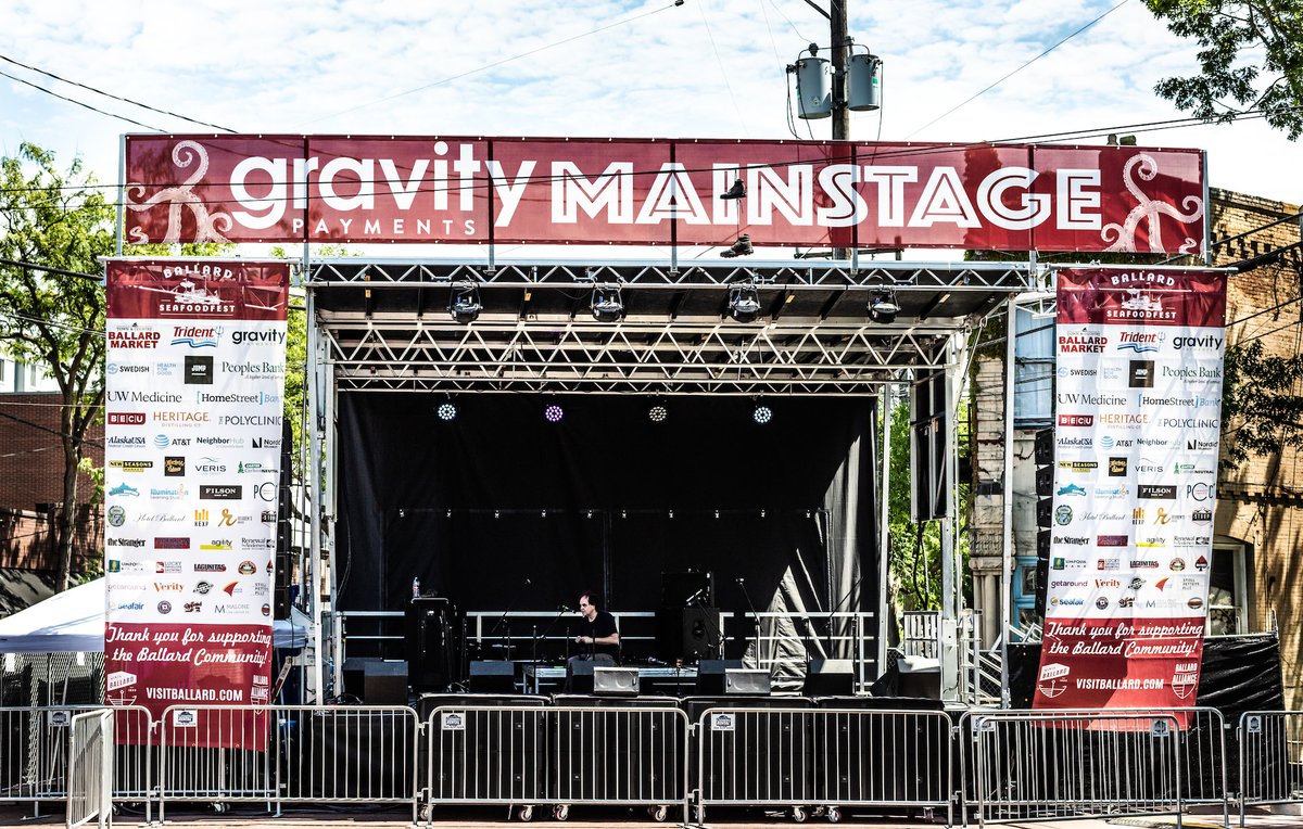 Ballard SeafoodFest tweet media