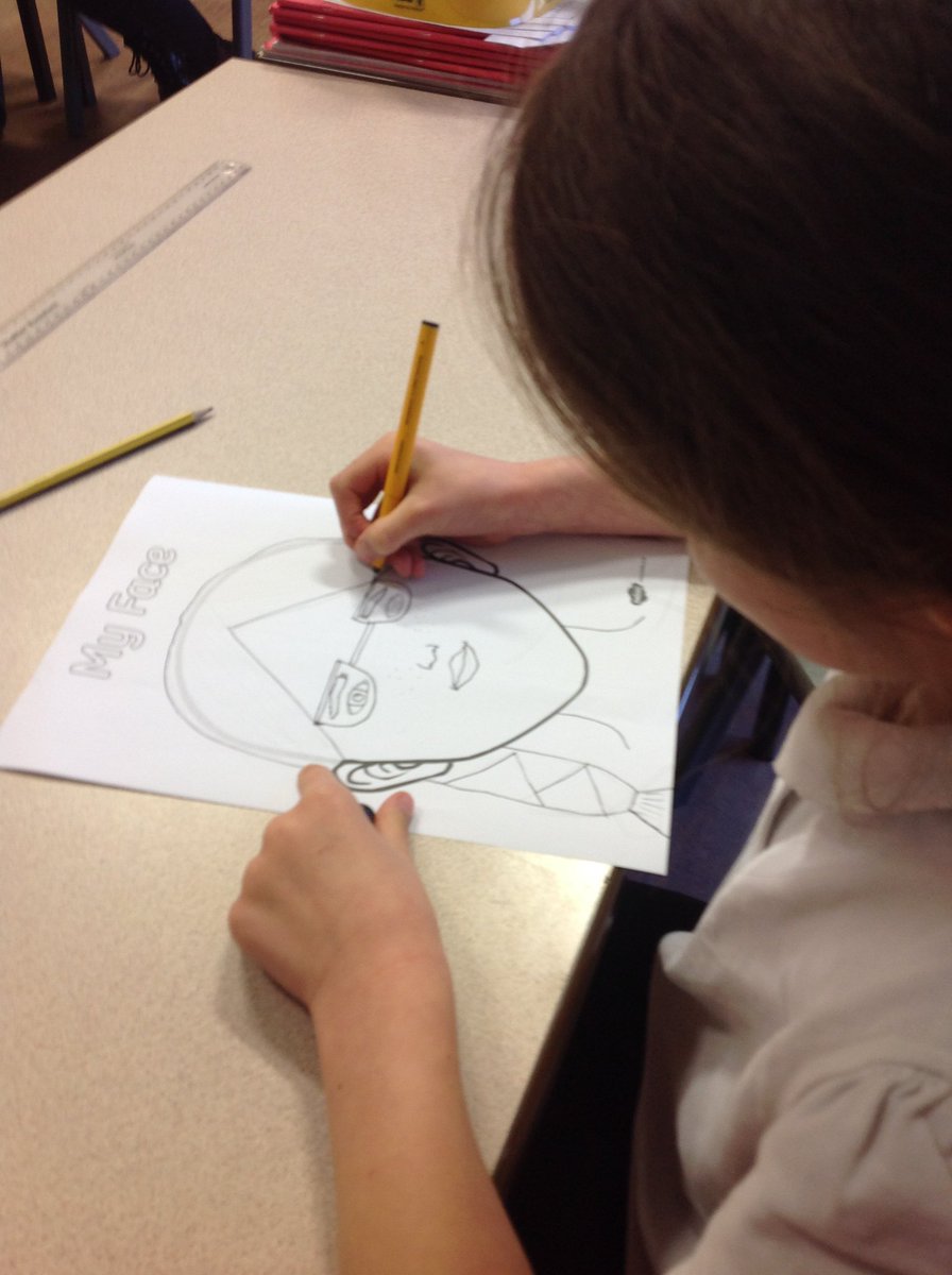 GCPYEAR4's tweet photo. In Miss Baxter’s class we have been busy completing work based on the book ‘Can I build another me?’ This has included producing a self-portrait. Here we are hard at work… check in tomorrow to see the final masterpieces 🖼️ #GCPReading #PictureBookWeek #GCPArt @PrimaryGreat https://t.co/qYH9HthMUe