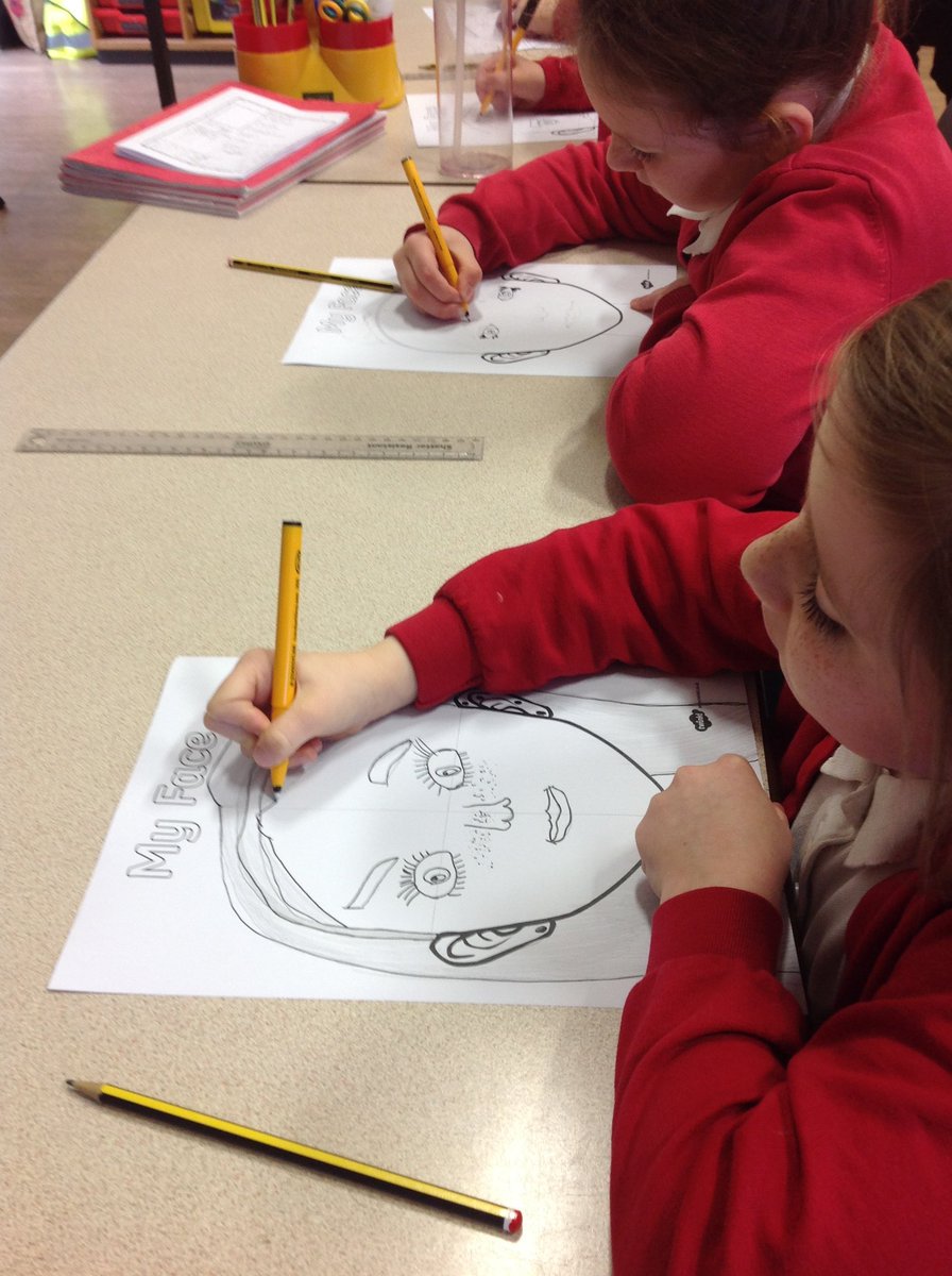 GCPYEAR4's tweet photo. In Miss Baxter’s class we have been busy completing work based on the book ‘Can I build another me?’ This has included producing a self-portrait. Here we are hard at work… check in tomorrow to see the final masterpieces 🖼️ #GCPReading #PictureBookWeek #GCPArt @PrimaryGreat https://t.co/qYH9HthMUe