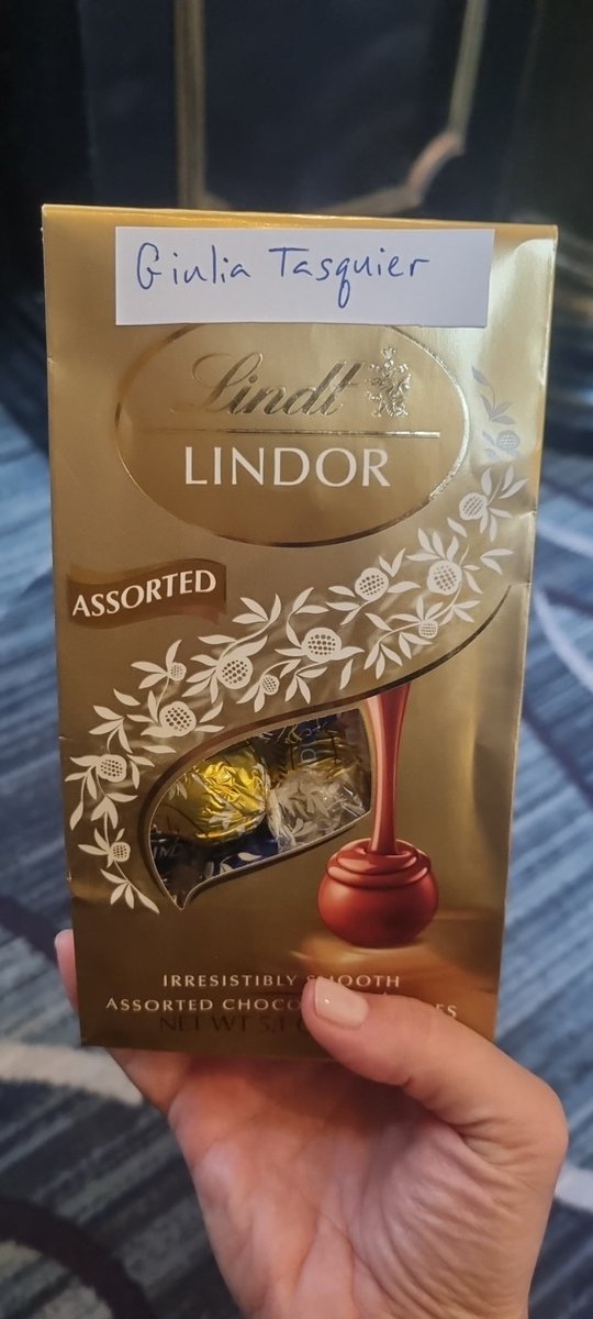GiuliaTasquier's tweet photo. @sstanleybama Delicious #NARST Scavenger Hunt prize!! Who wants to taste? 😋
Follow my poster about #SEASproject at 2:50pm in GrandBallroom (board45A)
#NARST2023 #NARST23 #chocolate https://t.co/p2NA6BqMgw