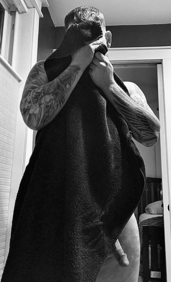Maryjaneclouds7's tweet photo. This is a towel thread 🧵 @DaddyTheElf did it best im ngl, prove me wrong and drop yours 👇🏽

Make sure y’all give him a follow, 1000 is his goal but with all that fineness let’s double that 🤘🏼 https://t.co/98FOy2qnf1