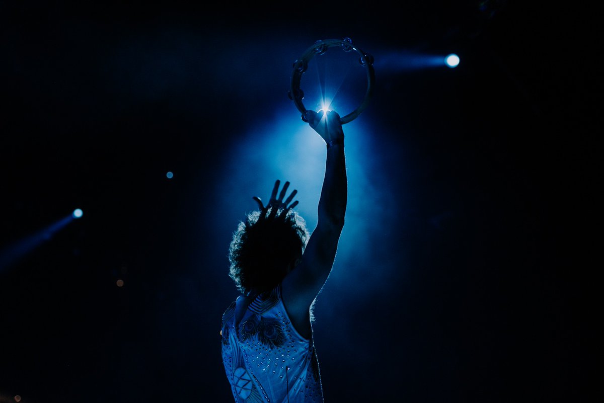 GretaVanFleet's tweet image. Friends who've come so far to join us, we hope you come and join us again! 

Tickets to the Starcatcher World Tour will be available tomorrow at 10AM local time: gvf.lnk.to/starcatchertour