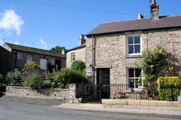 Country Hideaways tweet media