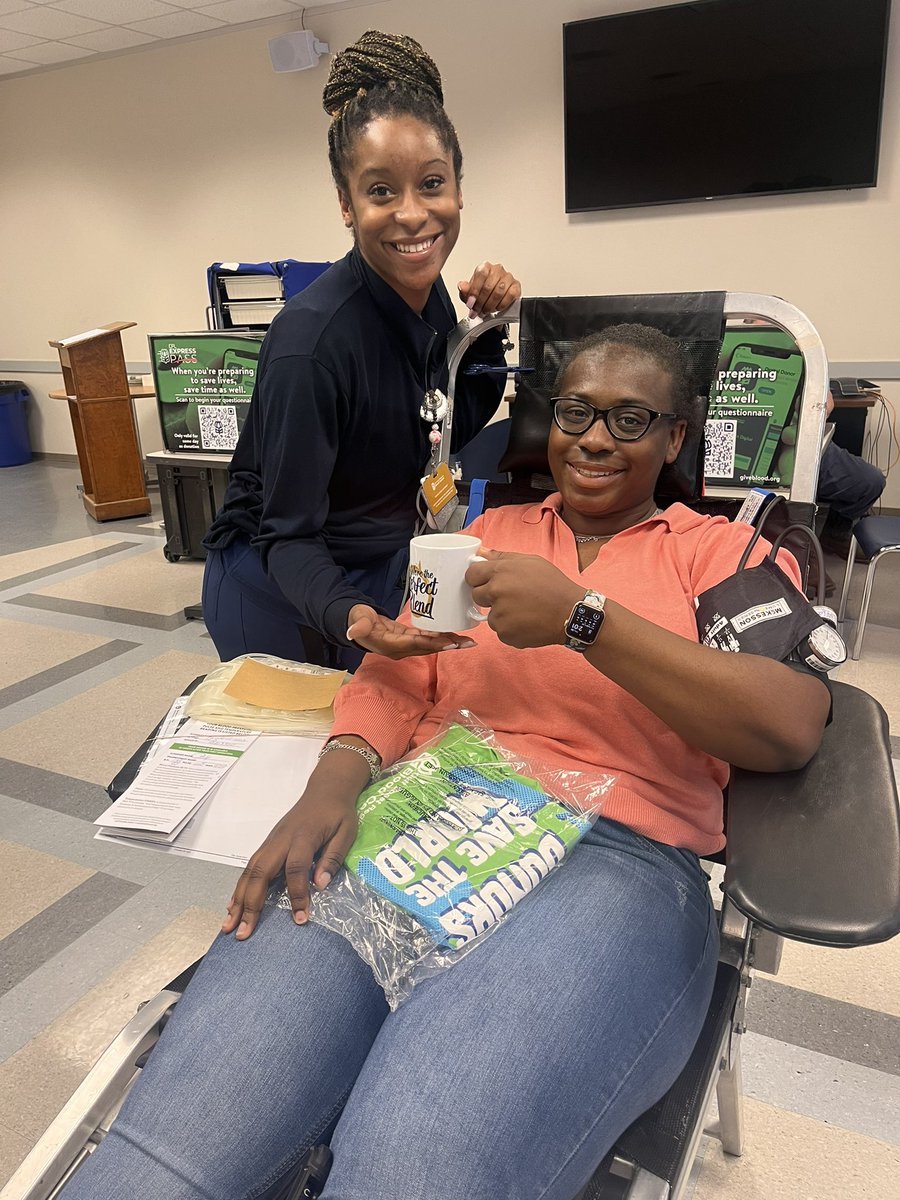 OhHerThtsDarian's tweet image. #CommitforLife