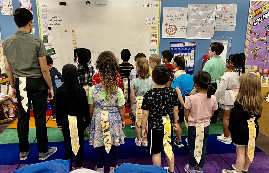 hansethlu's tweet photo. We learned so much about tigers and how to conserve them that we even grew a tiger tail. #WWFTogether I encourage educators to check out @WWF wild classroom units. They are so fun, engaging, cross-disciplinary, and educational units about how to help animals and our ecosystems. https://t.co/WwZjb3D8LW