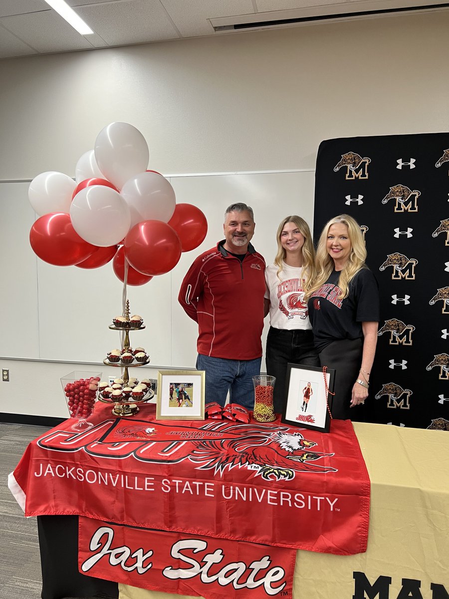 MHS_LT_Soccer's tweet photo. Big congrats to @sydneybeal12 and @BreloveErica for signing to play at the next level. So fun to celebrate these two today. https://t.co/hP6tliFisU