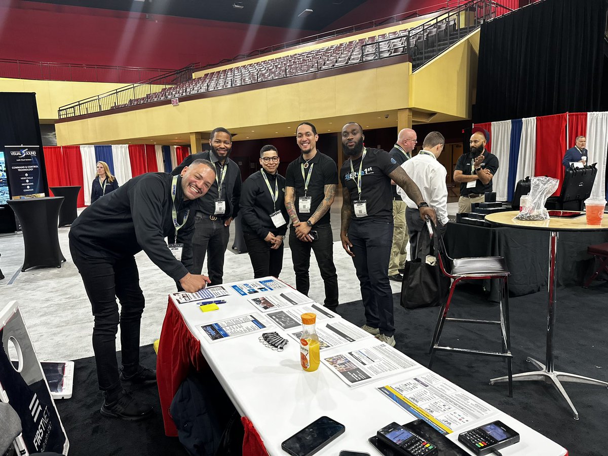 Omari Flemmings (@marifromatt) on Twitter photo First event down in the books, I just want to say thank you to <a href="/illphill91/">Phillip Boyd, MBA</a> <a href="/PelzerYessica/">Yessica Peralta</a> <a href="/WhitneyRuano/">Whitney Ruano</a> <a href="/lplionelp/">Lionel</a> <a href="/MoneyMakingMelz/">Melissa Arroyo</a> <a href="/marcoasantucci/">Marco Santucci</a> for all the knowledge that you guys shared with me these past 2 days . I appreciate you guys. See you guys at the next event 🔥💪🏽 First event down in the books, I just want to say thank you to <a href="/illphill91/">Phillip Boyd, MBA</a> <a href="/PelzerYessica/">Yessica Peralta</a> <a href="/WhitneyRuano/">Whitney Ruano</a> <a href="/lplionelp/">Lionel</a> <a href="/MoneyMakingMelz/">Melissa Arroyo</a> <a href="/marcoasantucci/">Marco Santucci</a> for all the knowledge that you guys shared with me these past 2 days . I appreciate you guys. See you guys at the next event 🔥💪🏽