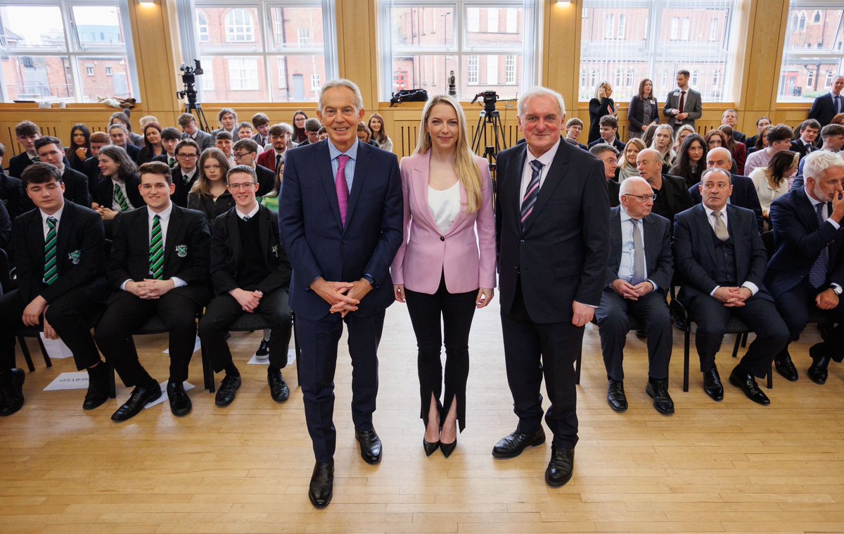 St_Malachys's tweet photo. “Be a leader, not a follower” This was the advice from former Taoiseach Bertie Ahern, and former Prime Minister Tony Blair. We are very grateful to our partner schools and @InstituteGC for contributing to this landmark event.
#gfa25 #gloriaabintus #smcb https://t.co/k1mwvjQbUX