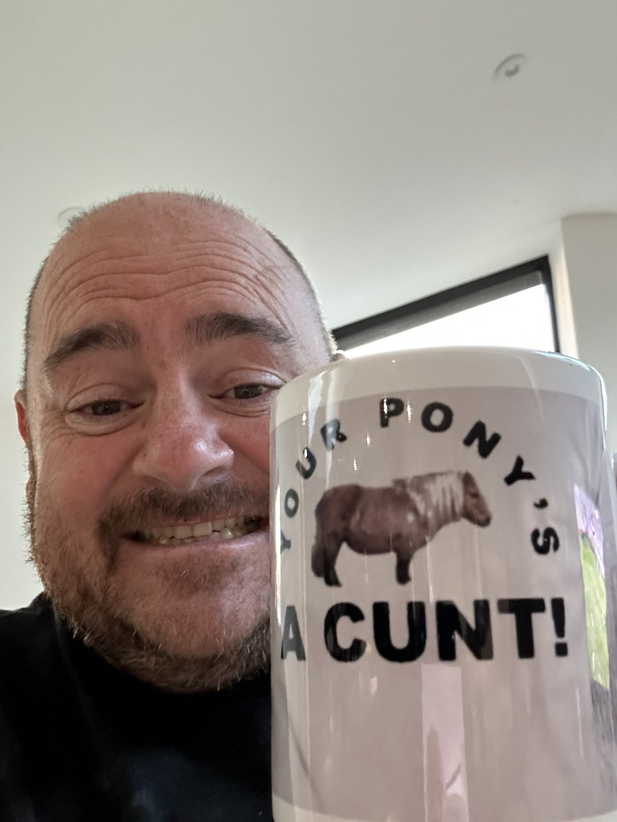 njpflooring's tweet photo. @Evetssteve4 a great 50th birthday gift from my sister. Can you make it even more special by calling kizzi jones a cunt 😀 https://t.co/lLVFehLJXb