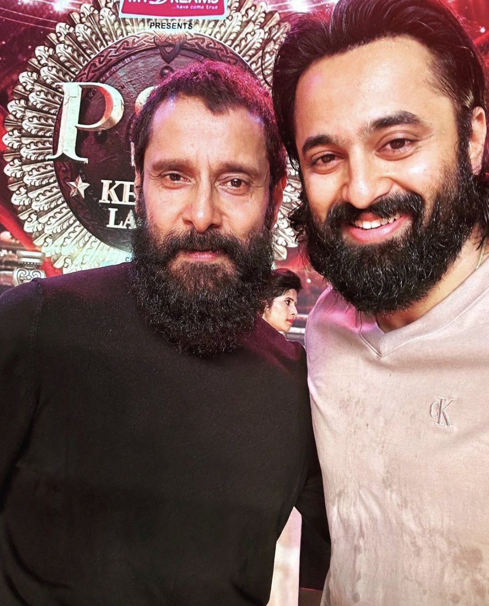 Iamunnimukundan's tweet photo. Finally after a decade long wait… got to meet my icon ❤️ THE GOAT ☺️ #ChiyaanVikram !! Wishing the best for #PS2 ☺️ https://t.co/XCUVvx22wp