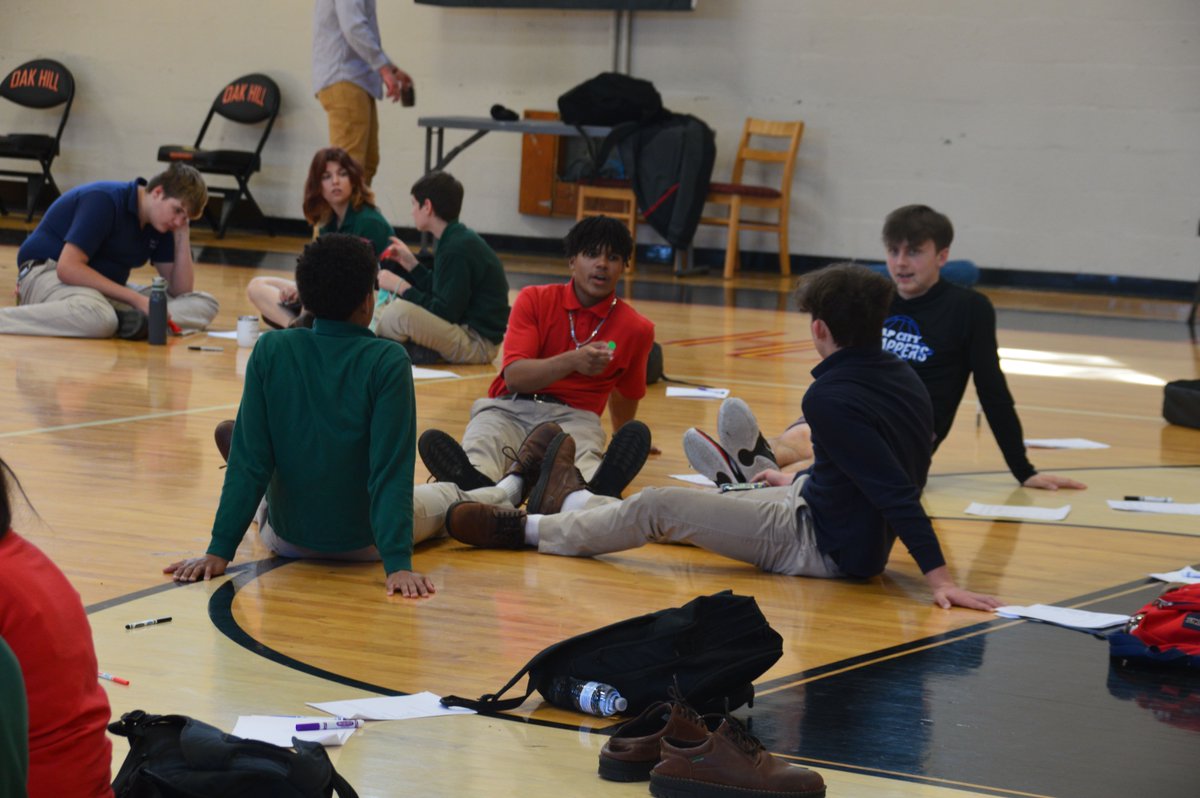 oakhillacademy's tweet photo. National Health Week is in full swing at our high school! We're excited to be participating in NBA combine testing, attending meetings, and getting regular check-ins to stay on track with our health goals. #NationalHealthWeek #oakhillacademy #boardinghighschool https://t.co/yEwVwJmX5N
