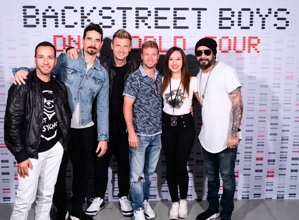 MilenaIrrera's tweet photo. Happy 30th Anniversary to the band of my life @backstreetboys 🤩🤍🙌🏼👏🏼 this is such a hugeeee number!!! I’m so proud of Brian, AJ, Howie, Nick &amp; Kevin!! Thank you guys for a life full of music, friendship, concerts and love!🫶🏼 Go boys for 30 more!! #backstreetboys #bsb30years https://t.co/yl3Na6U63Z
